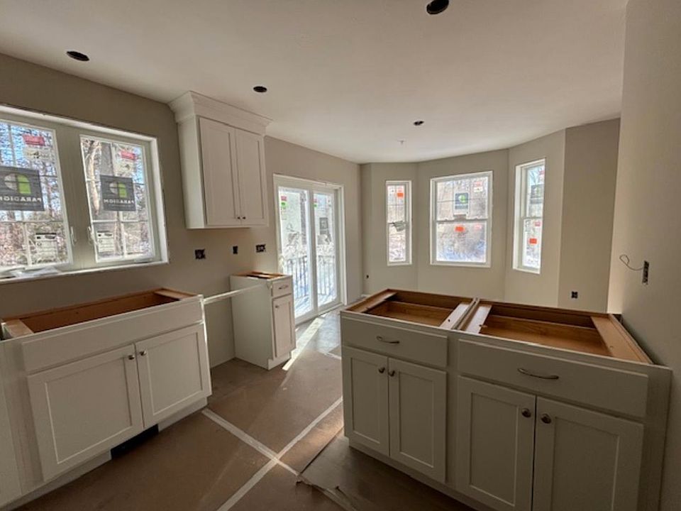 32 Charter St Exeter NH Zillow