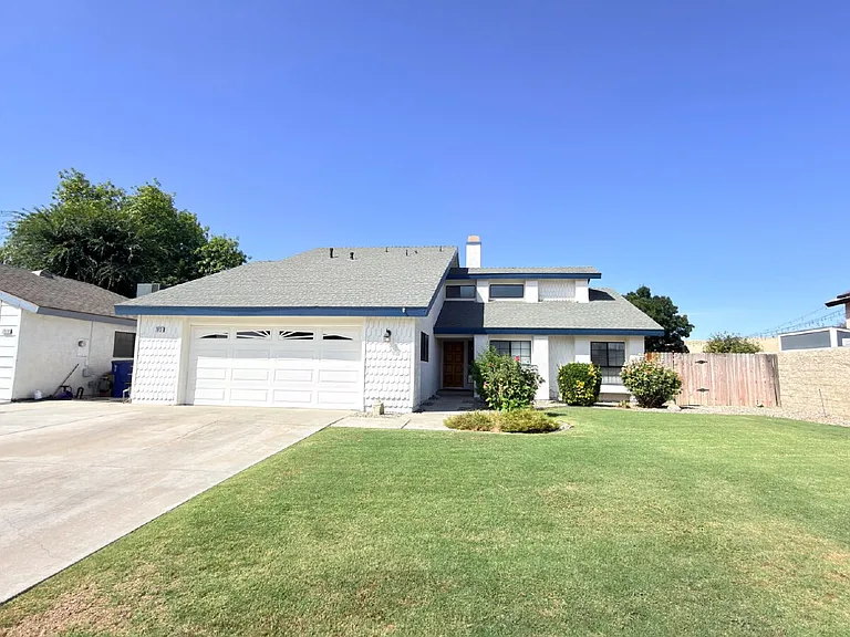 7813 Cibola Dr — Photo 2
