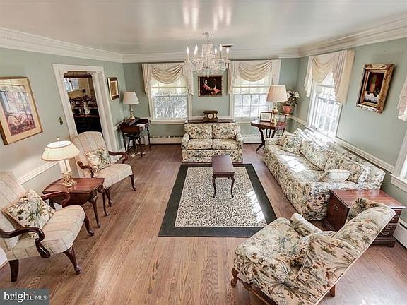 4th image of 5812 Cannon Ln