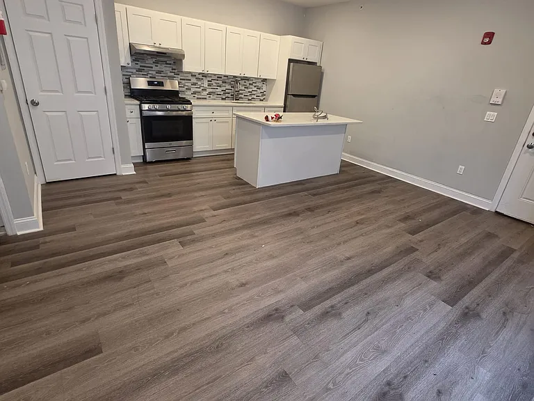 327 Hamilton Ave #302 — Photo 6