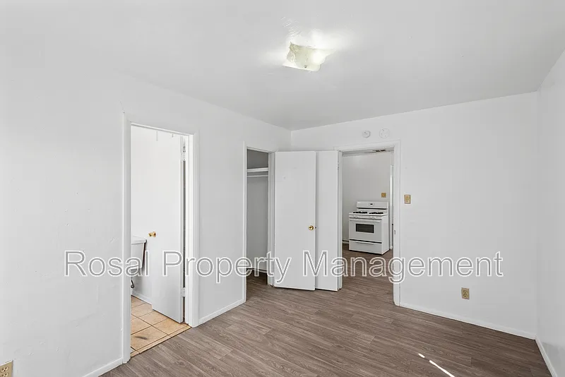 1 bed, 1.0 bath, 650 sqft, $750 — Photo 2