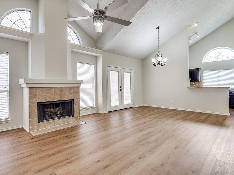 1st image of 3803 Branch Hollow Cir