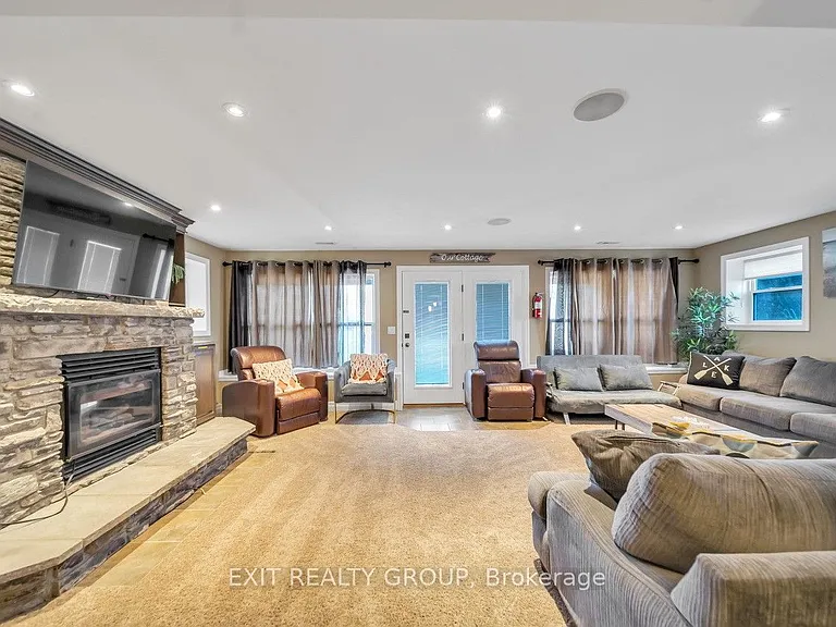 1531 Foxboro Stirling Rd — Photo 25
