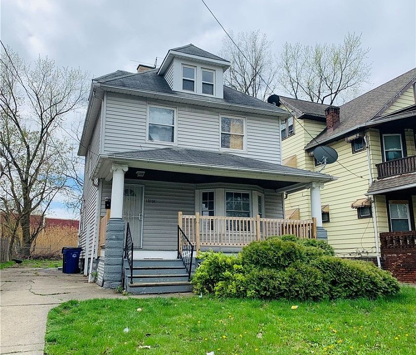 1st image of 13706 McElhatten Ave