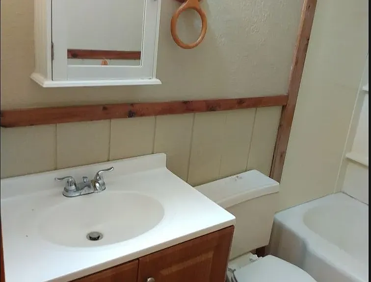 115 E Florida St — Photo 11