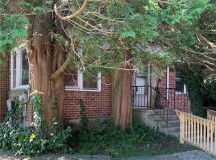 85 Candlewood Rd, Fairfield, CT 06825