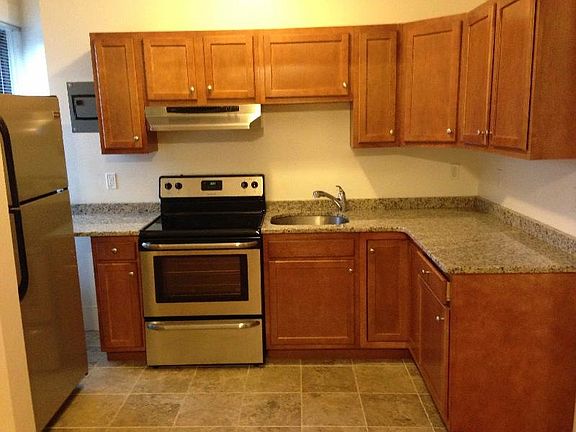 5th image of 9 Sewall Ave #3199