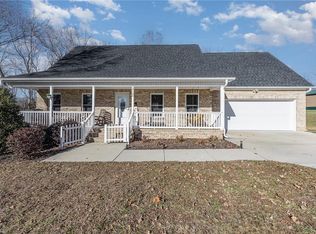 3100 Welcome Arcadia Rd, Lexington, NC 27295