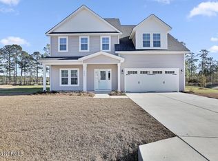 406 Sweet Fern Dr, Hubert, NC 28539