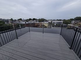 7 Thornley St