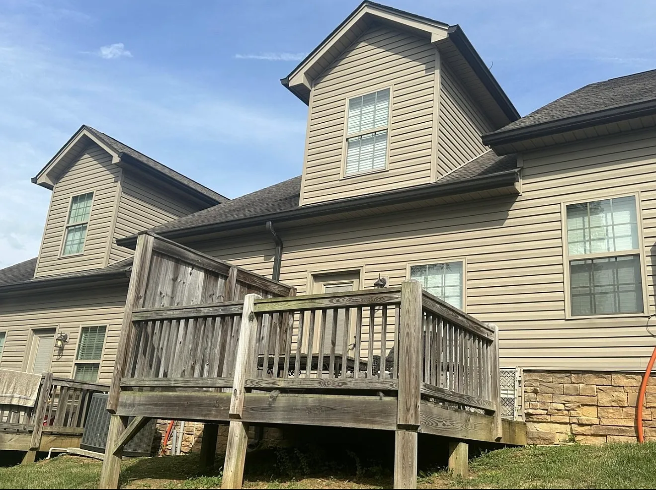 3 bed, 1474 sqft, $1,750 — Photo 2