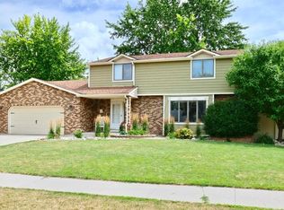 3107 Maple St N, Fargo, ND 58102