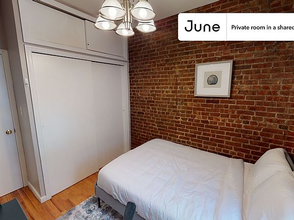 4th image of 405 E 90th St APT 1A