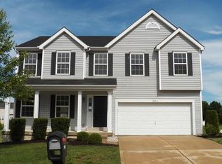 2811 Hidden Spring Dr, Florissant, MO