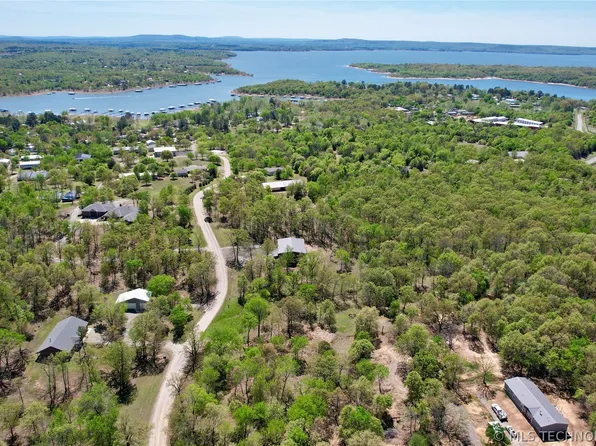 17 Duchess Creek Dr, Porum, OK 74455