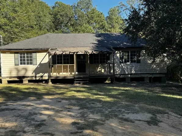 122 Hull Dr, Magee, MS 39111