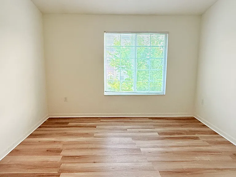 3044 Westminster Dr #309 — Photo 20