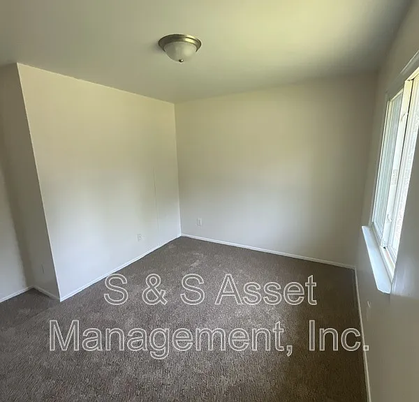 3324 Danbury Crossroad St — Photo 16