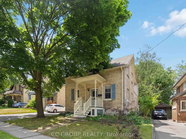 71 Dorset St, Waterloo, ON N2L 3M1