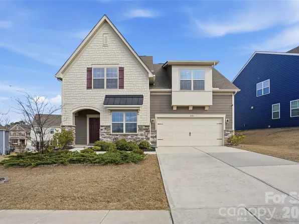 1838 Grove Park Ln, Fort Mill, SC 29707