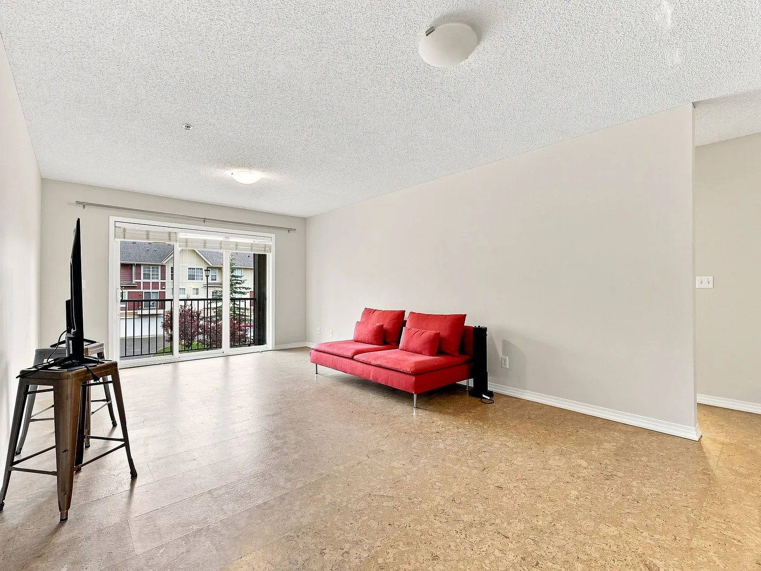 209, 250 New Brighton Villas SE (CP052) — Photo 2