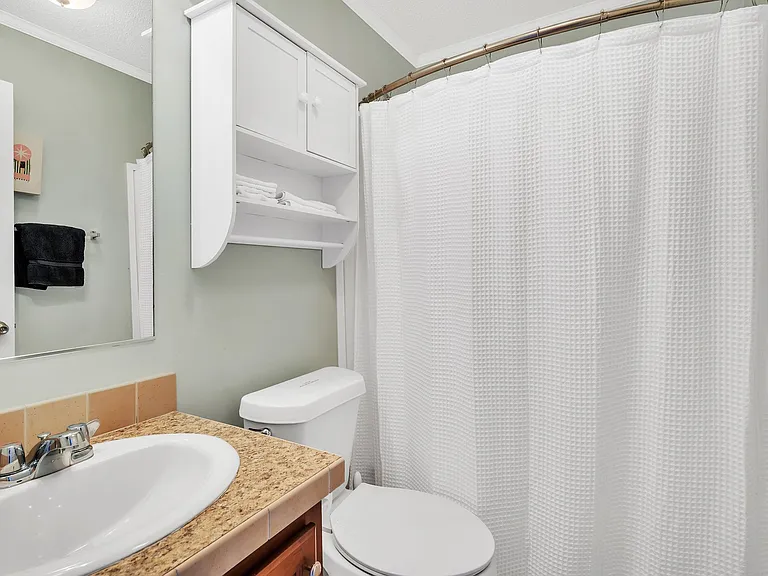 This is the 2nd bathroom adjacent to the Bunk Bed room and Room 2
