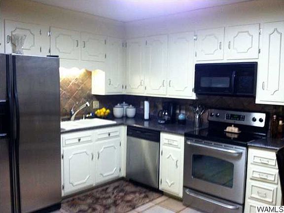 3rd image of 1106 Heritage Ln