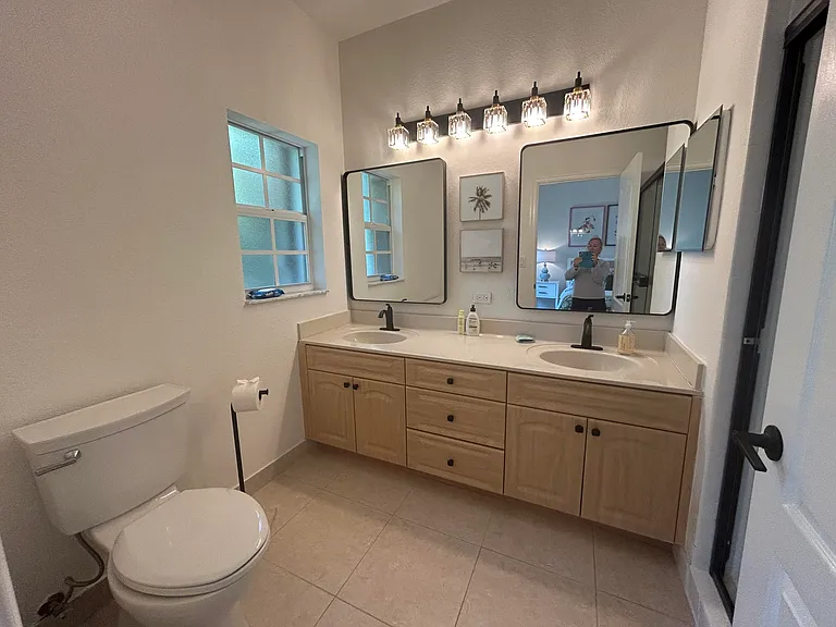 12768 Westhampton Cir — Photo 14