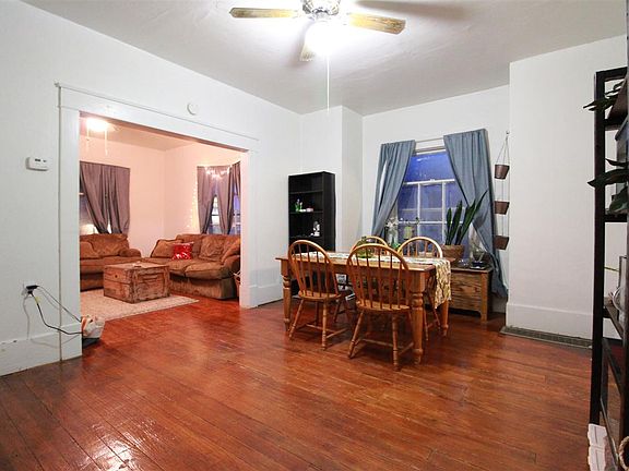 5th image of 105 SE 2nd St