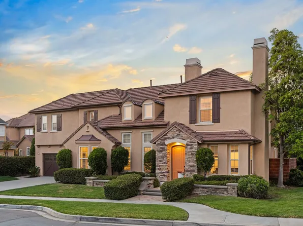 15 Tether Moon Ln, Mission Viejo, CA 92694