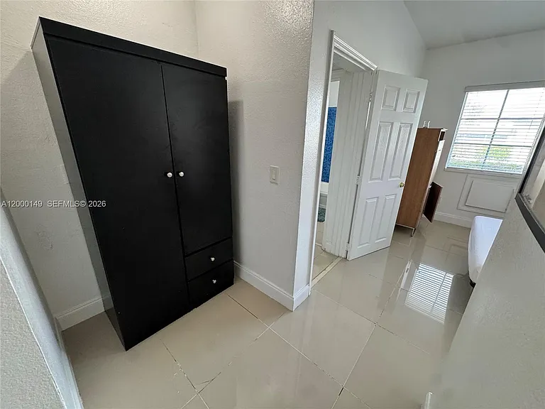 8415 Harding Ave #9 — Photo 13