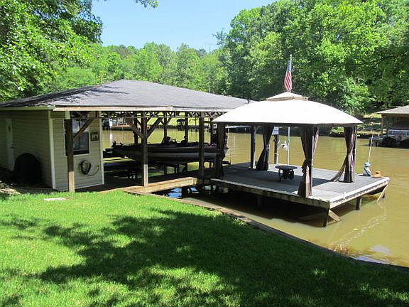 5th image of 115 Little River Ct.