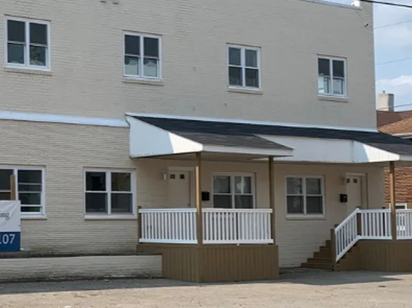2401 Charles St #13, Wellsburg, WV 26070