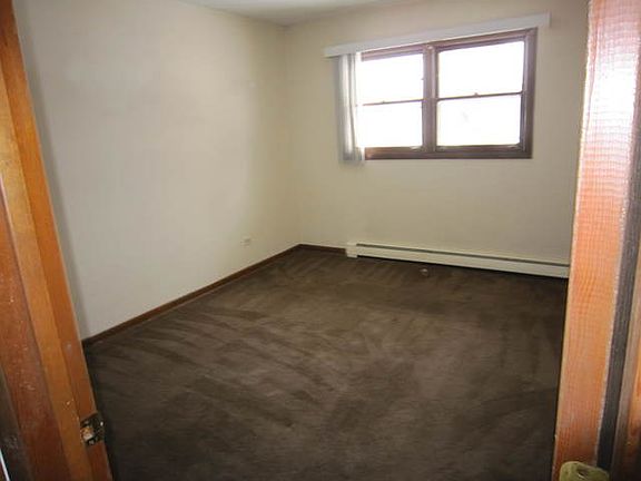 5th image of 385 2nd St #385