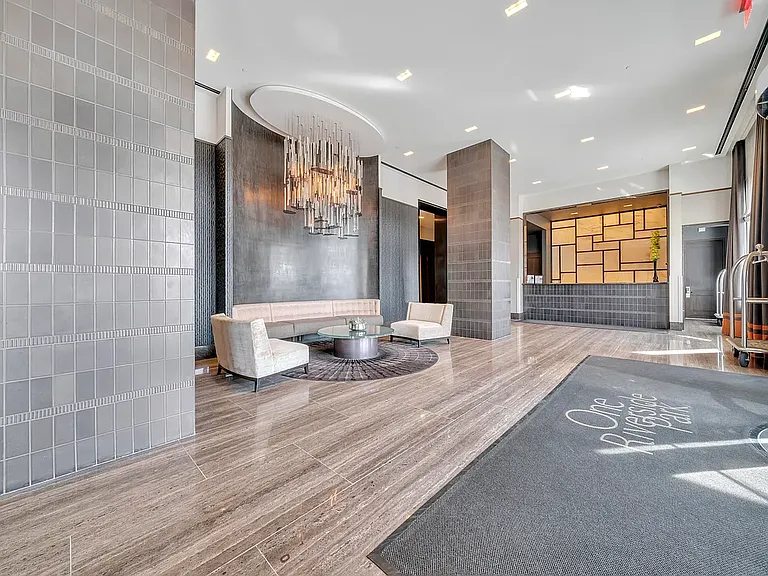 50 Riverside Blvd #12L — Photo 17