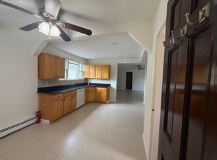 487 5th Ave, Cedarhurst, NY 11516