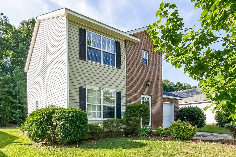 3 bed, 2.5 bath, 1232 sqft, $1,765 — Photo 2