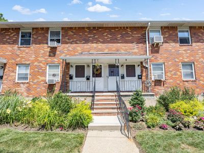 1 Childs Avenue #2E, Floral Park, NY, 11001