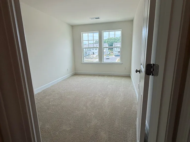 34 Anastasia St — Photo 27