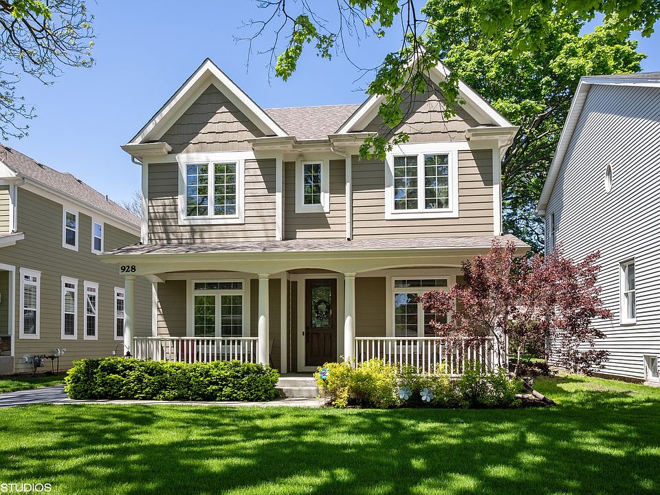 1st image of 928 S Dunton Ave