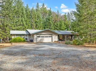 3217 Riverbanks Rd, Grants Pass, OR 97527
