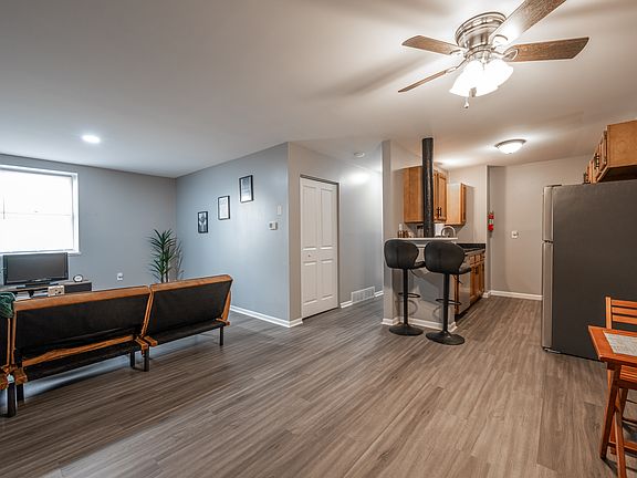3rd image of 527 S Pitt St APT 14