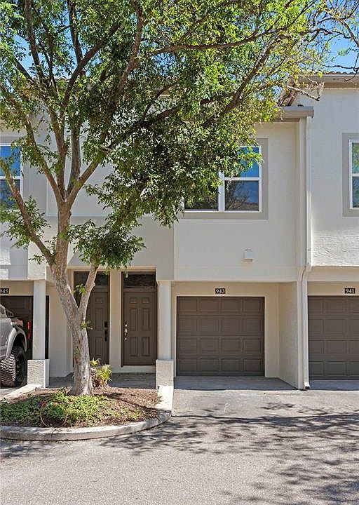 1st image of 943 Normandy Trace Rd