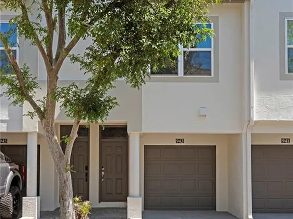 943 Normandy Trace Rd, Tampa, FL 33602