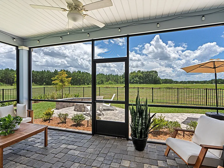 Screened Patio