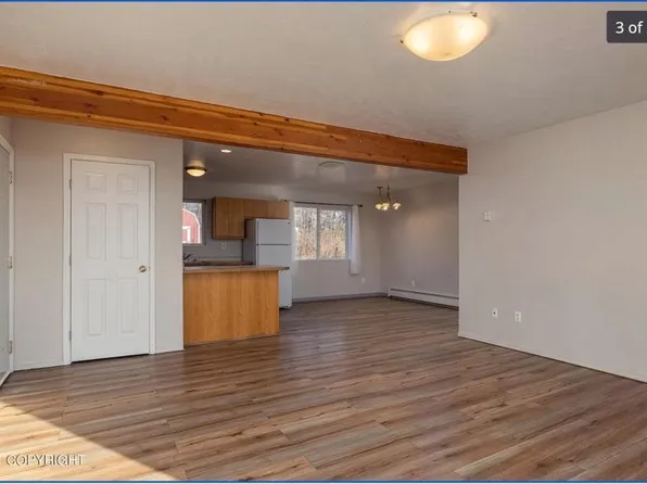 9649 W Schulz Dr, Wasilla, AK