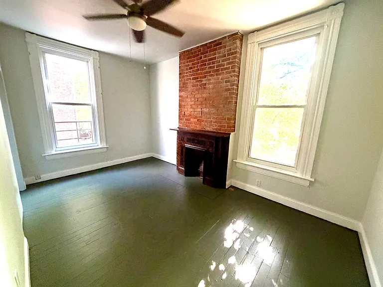 4231 Hamilton Ave #3 — Photo 3