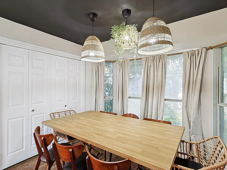 708 Azalea Dr — Photo 9