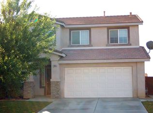 14855 Rosemary Dr, Victorville, CA 92394