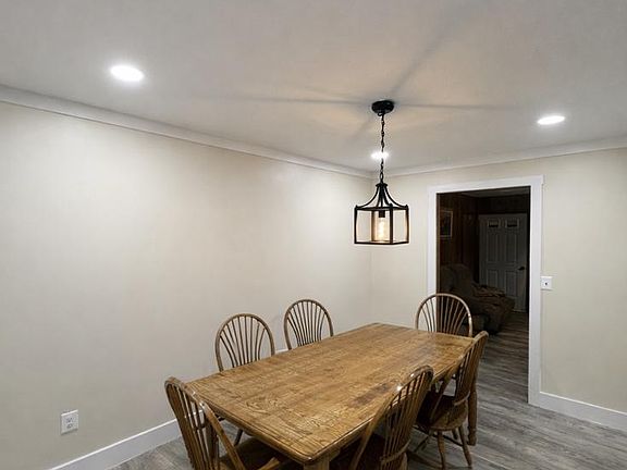 3rd image of 1320 Hicks Rd